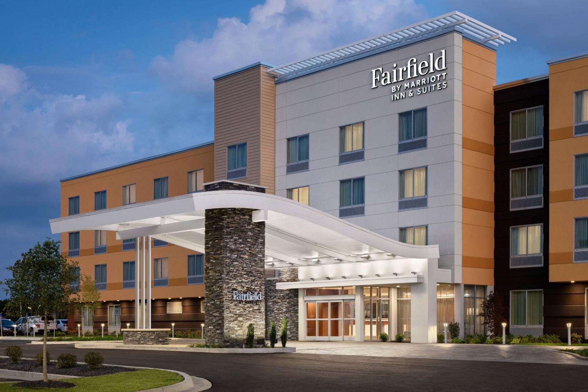 Fairfield Inn & Suites Шони Экстерьер фото