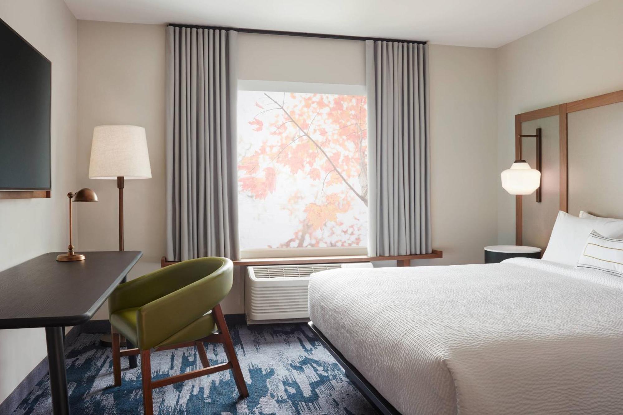 Fairfield Inn & Suites Шони Экстерьер фото